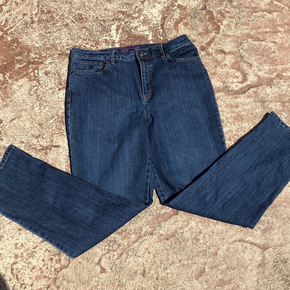 Gloria Vanderbilt ‘Amanda’ Jeans Size 12